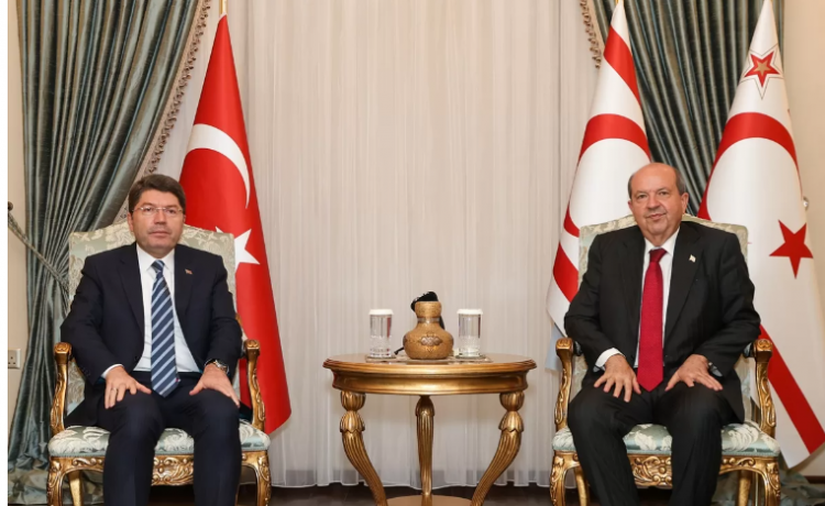 Cumhurbaşkanı Tatar, İsias duruşması öncesinde TC  Adalet Bakanı Tunç ile görüştü