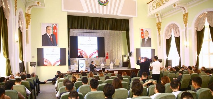 Bakü'de “Sözde Ermeni Soykırımı: İddialar ve Gerçekler” konulu konferans düzenlendi