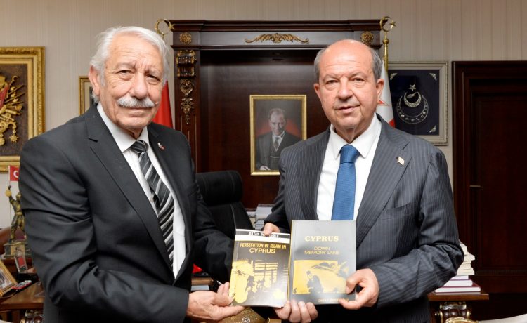 Cumhurbaşkanı Ersin Tatar, Şair-Yazar Oktay Öksüzoğlu’nu kabul etti
