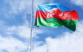 Azerbaycan bağımsızlığının 106. yılını kutluyor