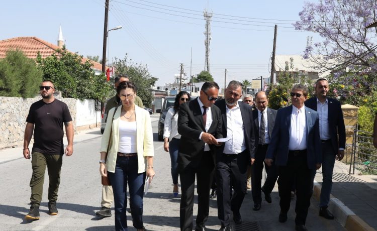 Başbakan Üstel, Beyarmudu Kapısı’nda incelemelerde bulundu… “Kendi tarafımızdaki genişletme işini önümüzdeki haftadan itibaren başlatacağız”