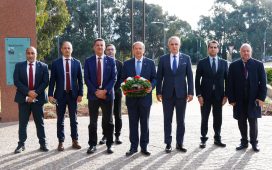 Cumhurbaşkanı Tatar, Canberra'da Atatürk Anıtı’na çelenk sundu