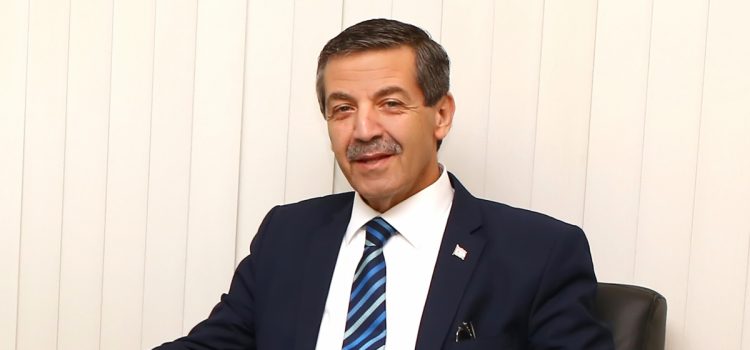 Dışişleri Bakanı Tahsin Ertuğruloğlu’ndan anneler günü mesajı: “Annelerin varlığına değer biçilemez”