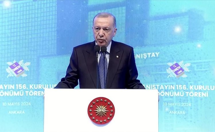 Erdoğan: “Yeni anayasa ekonomiden sosyal hayata, ülkemizin meselelerinin çözümünü daha da hızlandıracak”