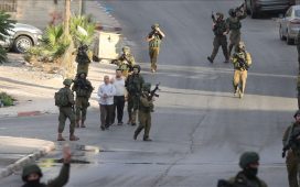 İsrail, 7 Ekim'den bu yana Batı Şeria'da 8 bin 775 Filistinliyi gözaltına aldı